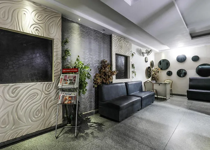 Oyo Flagship 11310 Hotel Sri Tulasi Residency Near Birla Mandir Hyderabad