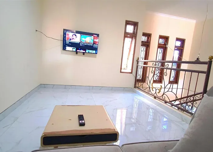 Surabaya Homey Near Unair Syariah