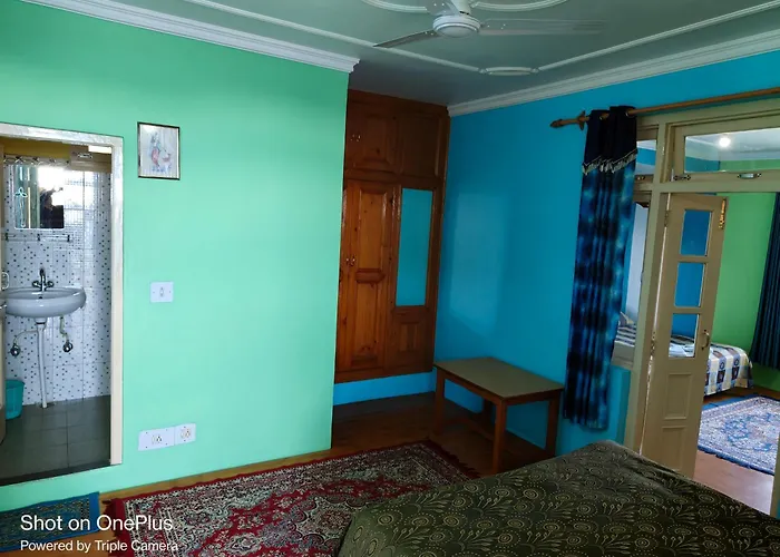 Jagatram Niwas Guesthouse Dharamkot Dharamshala