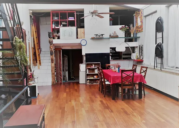 Bed and Breakfast Paris Passion