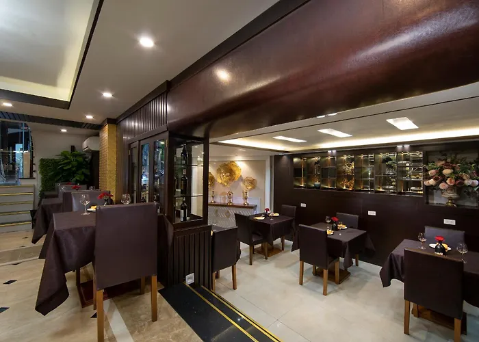 Splendid Holiday Hotel Spa Hanoi