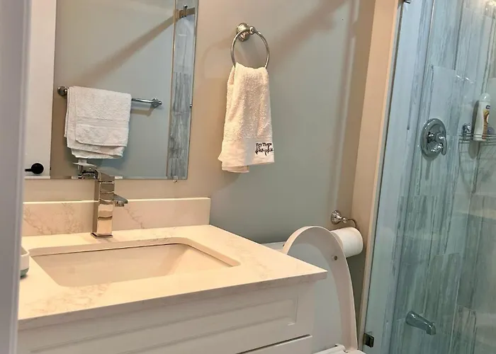 Apartment B 2 Bedroom Brampton