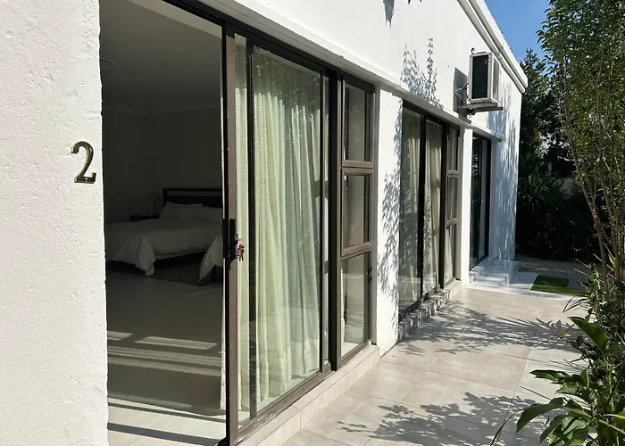 Elegant Guest House Sandton Johannesburg