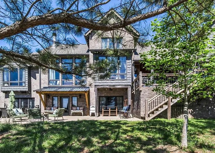 Nashville - 4032 Coles Ferry Pike - Luxe Lebanon
