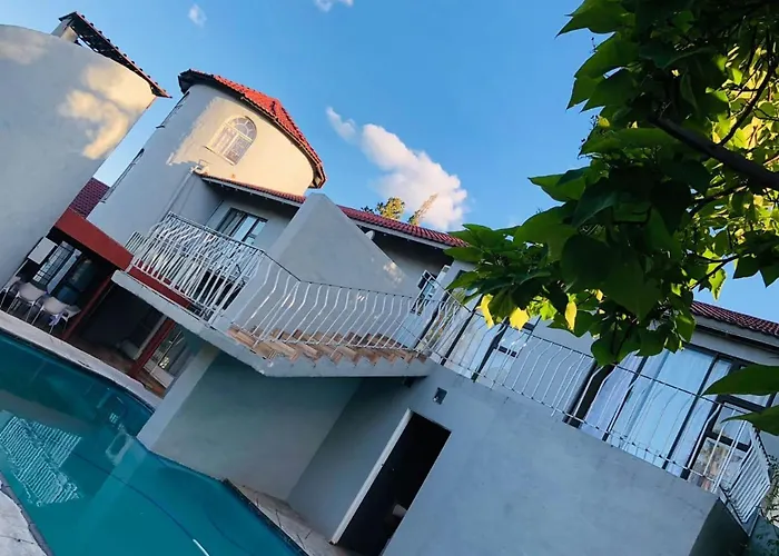 Eeufees Guesthouse Bloemfontein