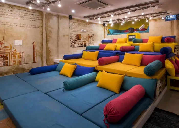 Gypsy Nest Agra Hotel