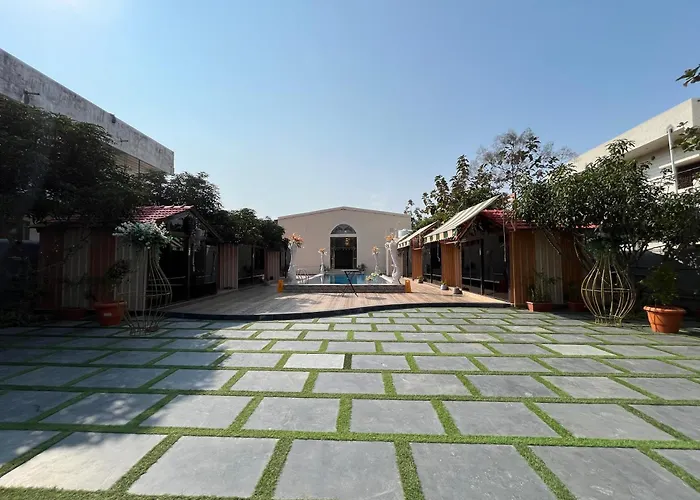 The Avenue Ranchi Hotel