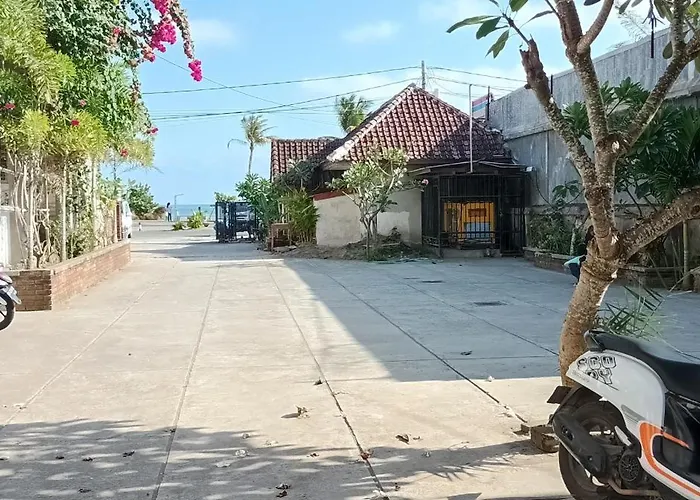 Bungalow And Restaurant Anda Kuta 