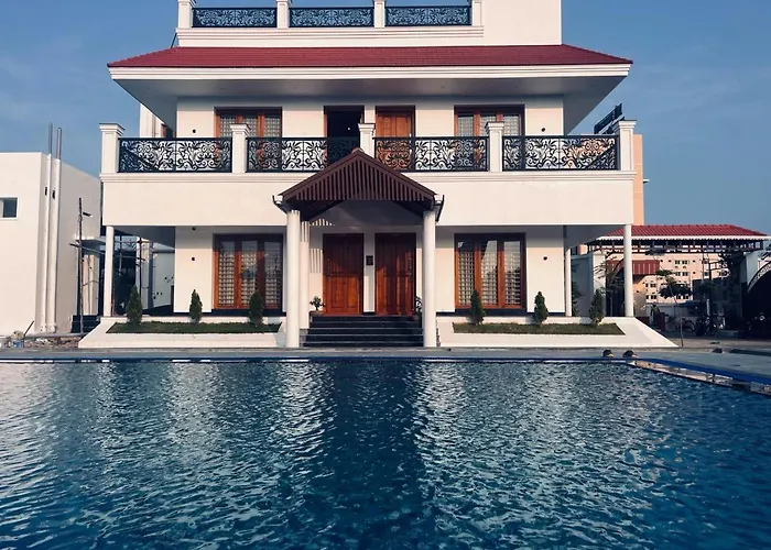 Grb Resort Tiruchchendur