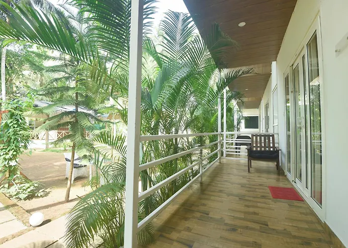 Fabhotel La Volga - Nr Morjim Beach
