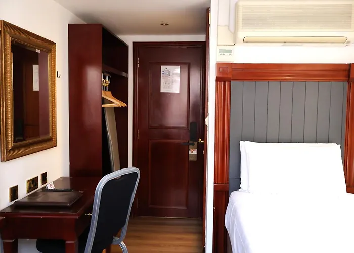 Dreamtel London Kensington Otel