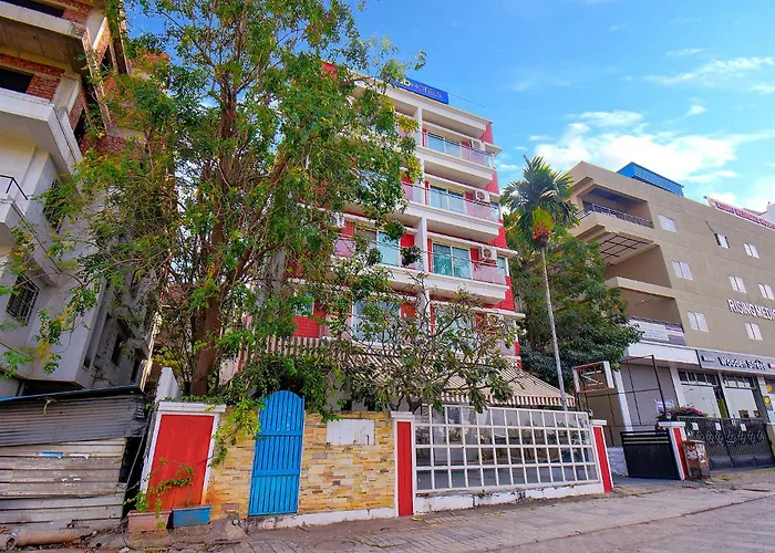 Fabhotel Sky Vista Inn - Nr Symbiosis College Pune