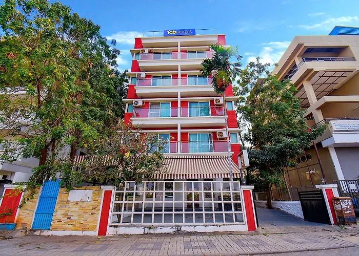 Fabhotel Sky Vista Inn - Nr Symbiosis College Pune