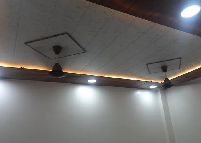 Golden Guest House Ujjain