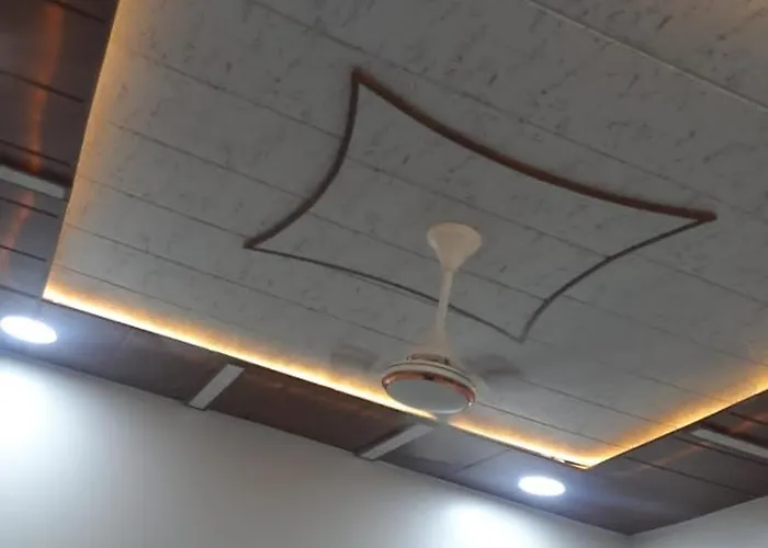 Golden Guest House Ujjain