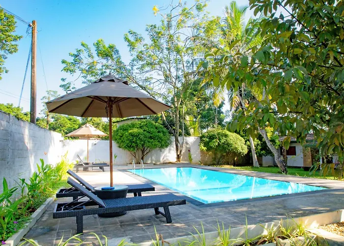 Villa 13 Hikkaduwa
