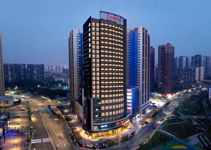 Hampton By Hilton Shenzhen North Station Hotel