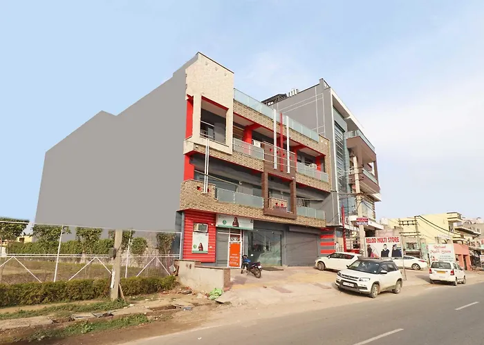 Hotel O Dwarka Palace Gurgaon