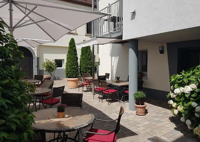 Hotel-Restaurant Pfälzer Hof Edenkoben
