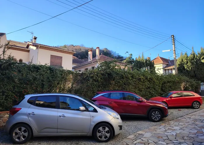 Hébergements à La Rive, Accueil ouvert tous les jours jusqu'à 20h00 dernier délai, depuis 30 ans ! Réserver ici svp ! Merci ! Aucun règlement à distance accepté, Paiement par CB, Espèces, Chèque ou Chèques-Vacances impérativement à la remise des clef