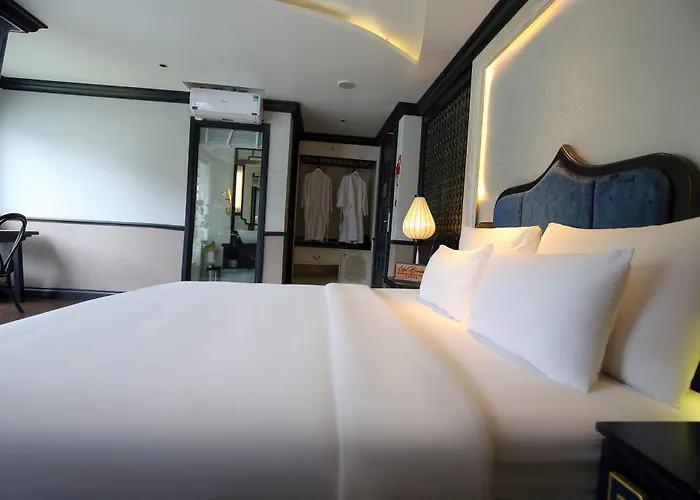 Lotus D'Orient Cruise Hotel Ha Long