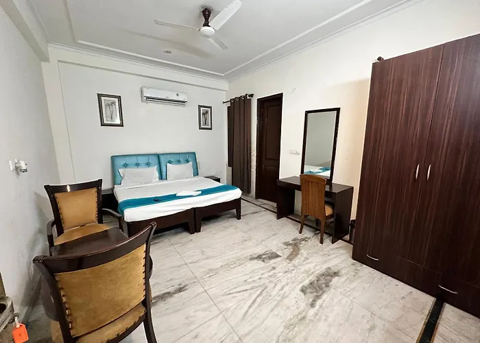 Nityaz Residency Hotel Noida