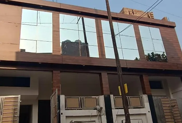 Geeta Palace Vrindavan