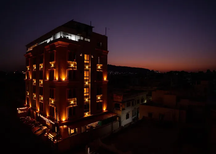 Raghunandan Palace - A Premier Boutique Stay, City Center & 500 Meters From City Railway Station Udaipur