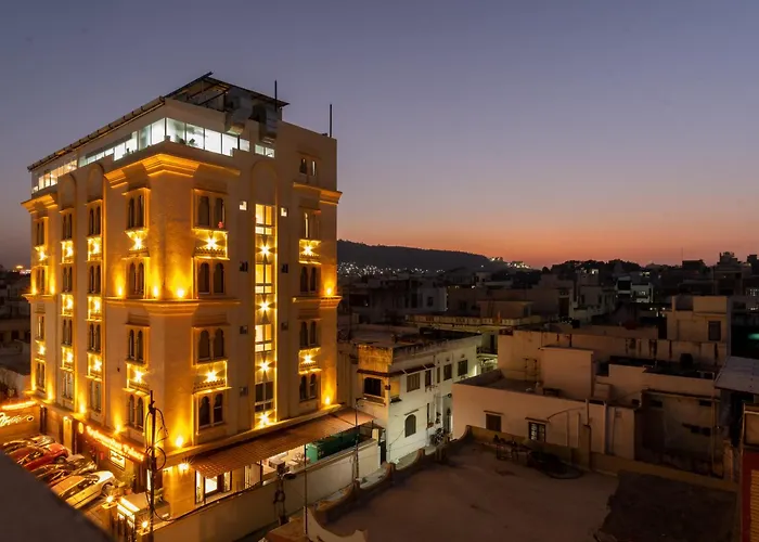 Raghunandan Palace - A Premier Boutique Stay, City Center & 500 Meters From City Railway Station Udaipur