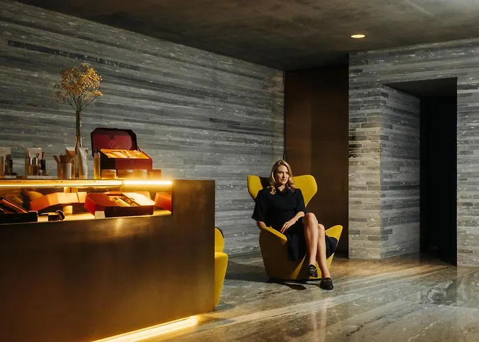 Hotel 7132 House Of Architects Vals