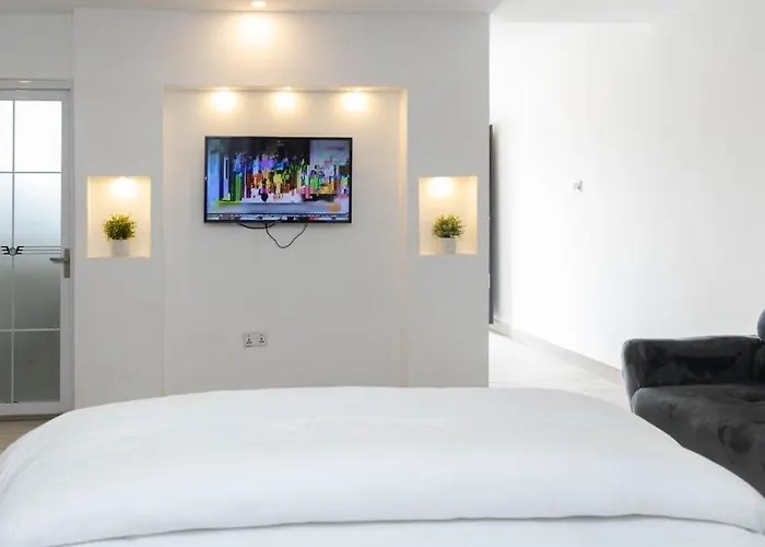 Seven Brothers Apartments Accra