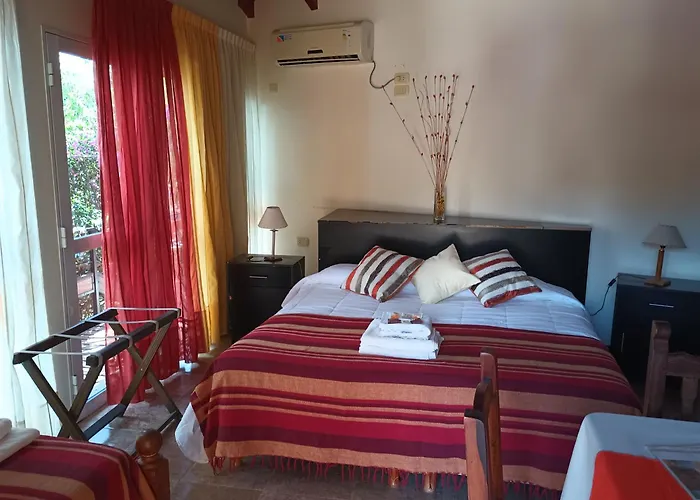 Costas del Paraiso Colón