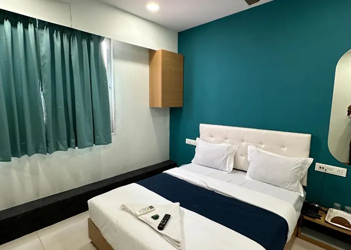Hotel Sky Palace Adajan Surat