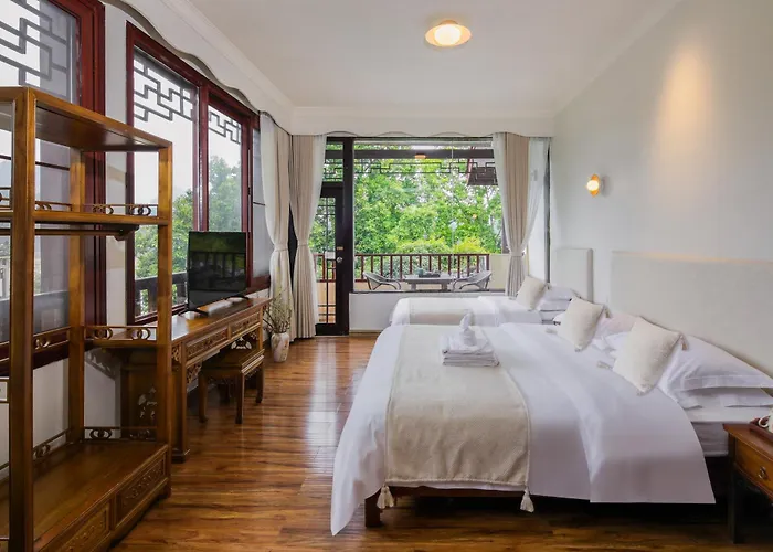 Yangshuo River View Hotel