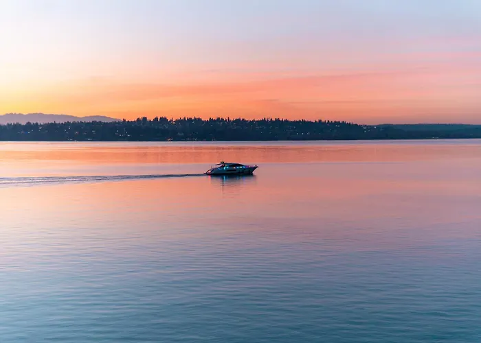 The Woodmark Hotel & Still Spa On Lake Washington Kirkland