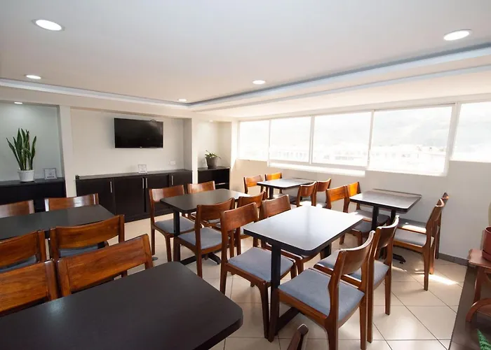 Hotel Plaza Victoria Ibarra