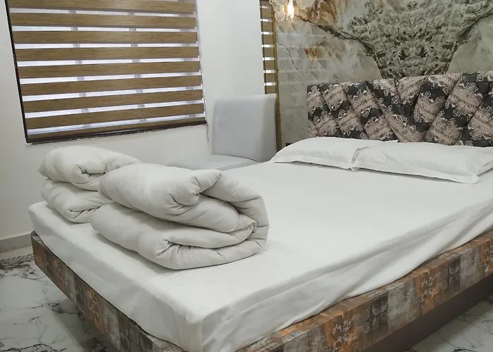 Diamond Guest House Kolkata