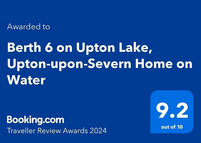 Berth 6 On Upton Lake, Upton-Upon-Severn Home On Water