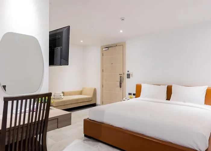 Sukhothai Residence Ruam Ruedi Bangkok