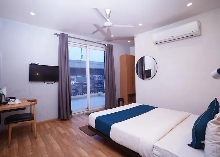 Hotel Mira Residency- Outer Ring Road, Paschim Vihar New Delhi