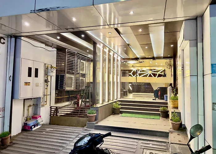 Hotel Rest Inn Surat