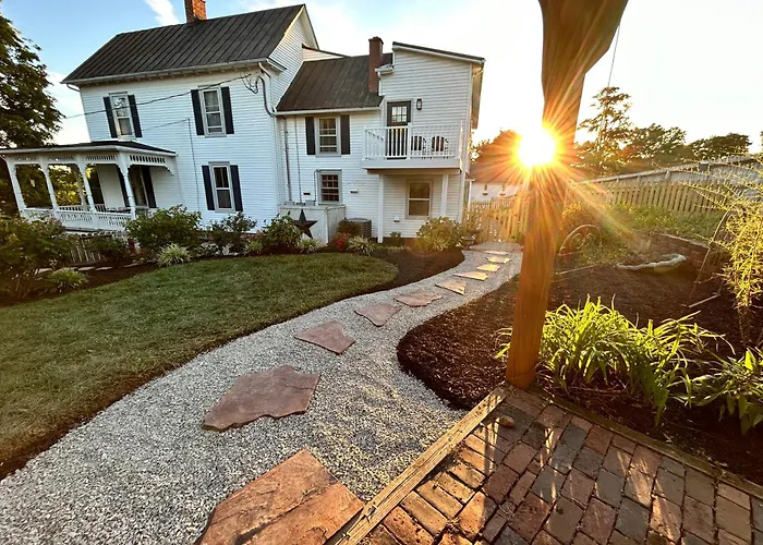 The Claiborne Bed And Breakfast Rocky Mount