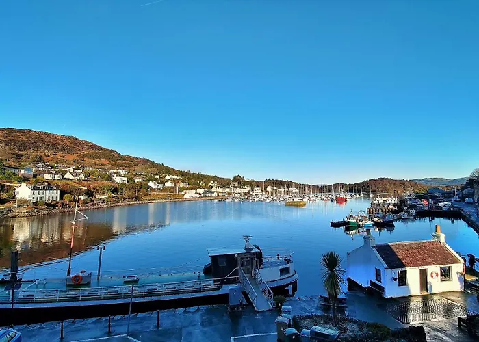Anchor Hotel And Seabed Restaurant Tarbert 
