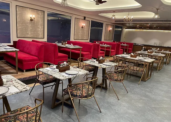 Wells Inn Hotel Varanasi