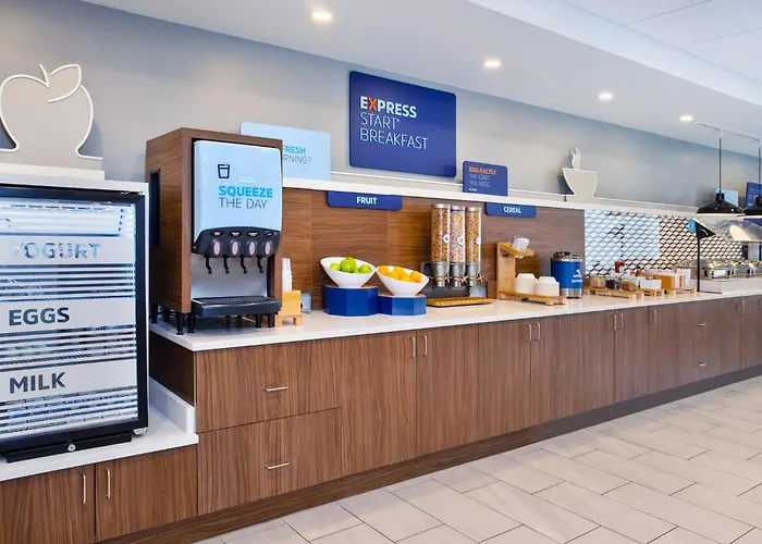 Holiday Inn Express Hotel & Suites - Belleville Area By Ihg
