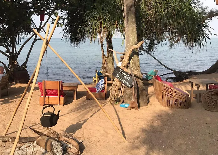 Fat Rabbit Beach Resort Kep