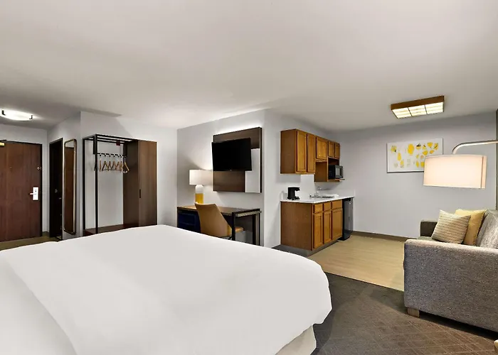 Comfort Inn & Suites Fremont