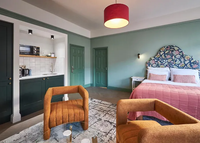 Arlington House Hotel - Self Check-In Suites Wooler