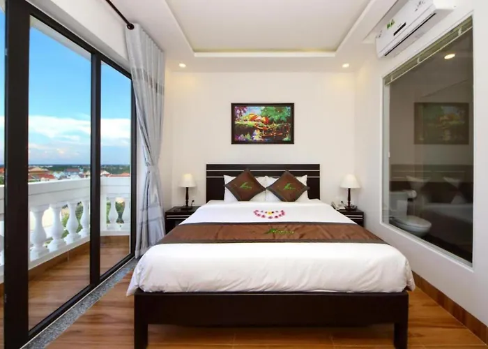 Hotel Front Beach Hoi An