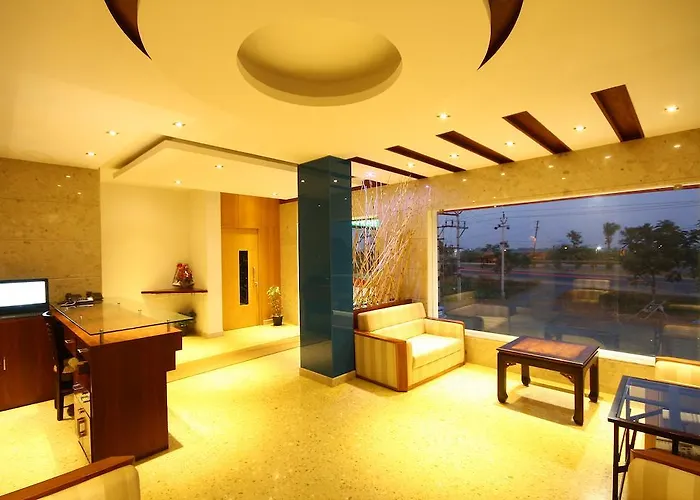 Hotel Crescent Crest Sriperumbudur